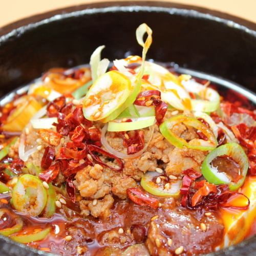 본고장 사천 요리의 풍부한 메뉴의 여러가지를 맛볼 수 있습니다♪