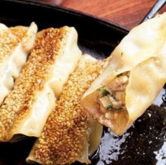 鉄板胡麻棒餃子(5本入り)