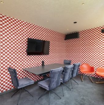 There is a completely private room at the back of the restaurant where you can relax in a private space (※The pool cannot be seen).Sauna and jacuzzi are available for an additional 15,000 yen (tax included).Please contact us by phone if you wish to use this service.