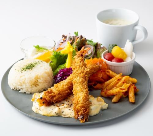 有頭エビのエビフライプレート