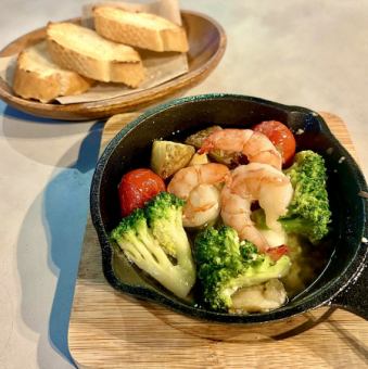 새우와 브로콜리 아히조 (버킷 포함)