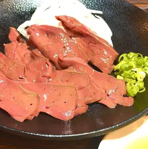 生ラムレバー刺身