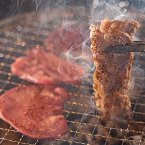 Enjoy charcoal-grilled Japanese black beef