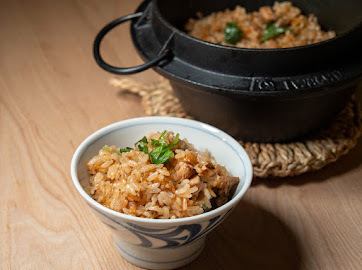 南部鉄器で炊いた【濃厚かしわ飯】