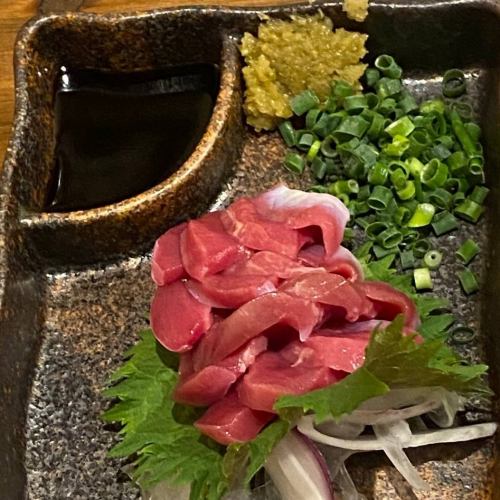 [Recommended] Enjoy our rare meat sashimi.