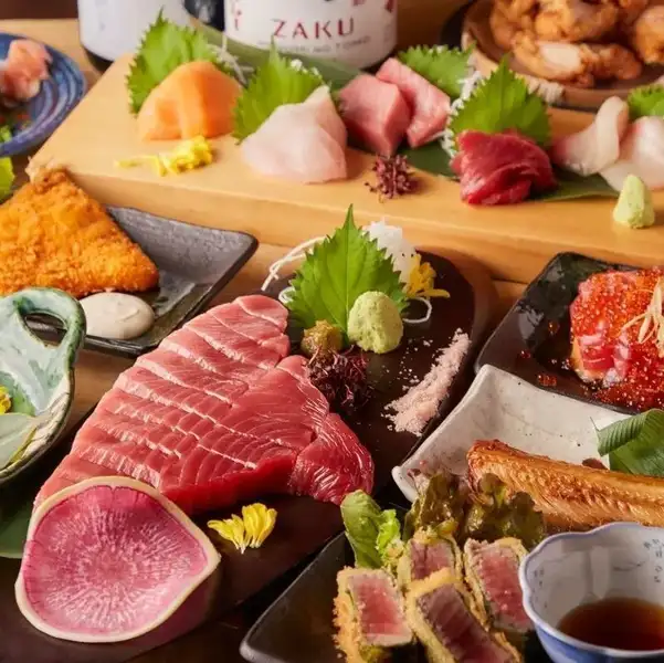 【３H飲放】産直旬魚の逸品やマグロ頬肉ステーキに海鮮焼きそば含む『凜』全7品4890円⇒4000円