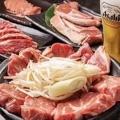 店内のお肉全て食べ放題コースあります！