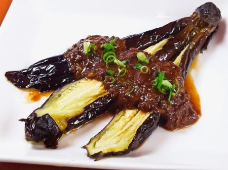 Deep-fried eggplant (meat miso sauce)