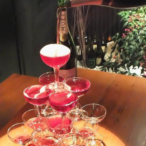 Champagne tower too ... ♪