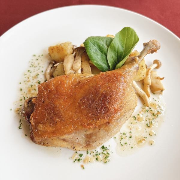 [Juicy finish] Confit of duck thigh on the bone