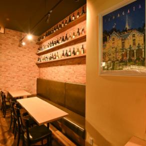 ソファー席もご用意しておりますので、ゆっくりお寛ぎいただけます♪