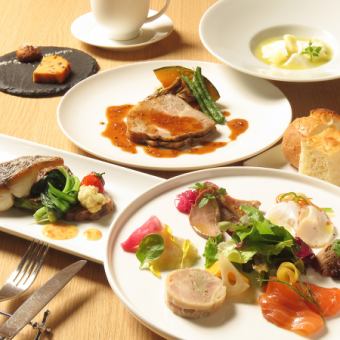 [Dinner course] 7 dishes including amuse-bouche, appetizer, hot appetizer, fish dish, meat dish, etc. 7,000 yen (tax included)