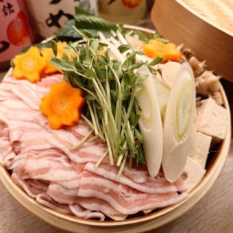 【기간 한정】규슈산 흑돼지와 듬뿍 젓가락 증 증기 찜 코스 (무제한 음료 포함) 할인 쿠폰으로 4500 엔 (세금 포함)