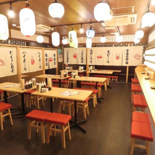 Recommended for large drinking parties.It is also possible to reserve it for private use.Come and have fun with our reasonably priced, delicious food and wide selection of alcoholic drinks♪ *The photo is of a sister store.