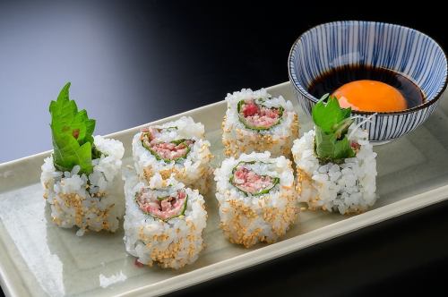 Horse onion and fatty tuna roll