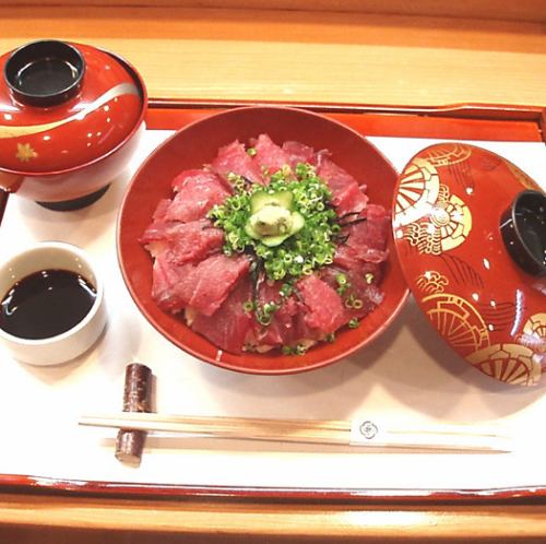 鉄火丼（吸物付き）