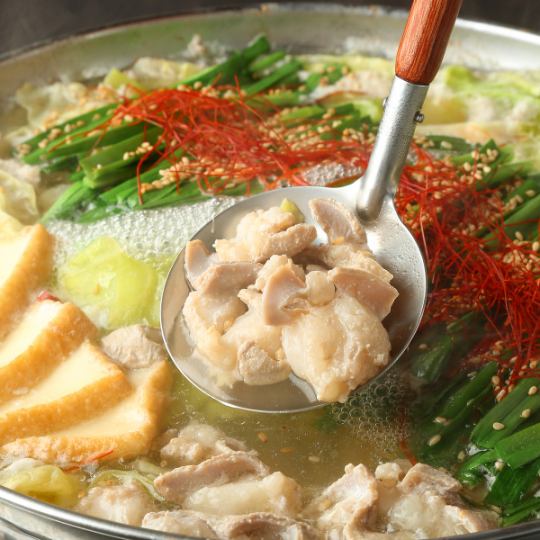 [All-you-can-eat motsunabe] Choose from 4 other hotpots/horse sashimi/freshly-slaughtered squid, 9 dishes in total ◆ Includes 250 types of all-you-can-drink for 2 hours