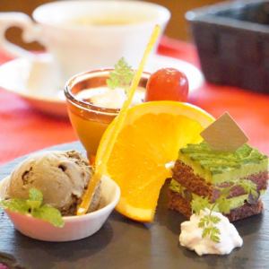 プチご褒美ドルチェ3種盛合わせ