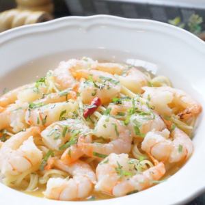 たっぷりプリプリ海老のペペロンチーノ