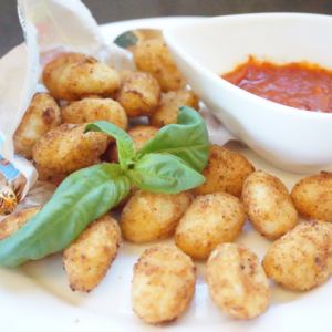 フライドポテトニョッキ自家製トマトソース