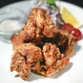 鶏肉の唐揚げ(4個)