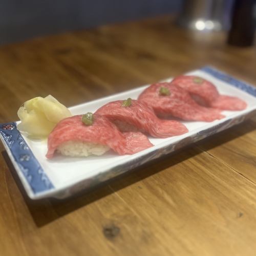 Meat sushi Wagyu beef fatty tuna (1 piece)