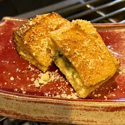 Charcoal-grilled Senshu fried tofu and cheese