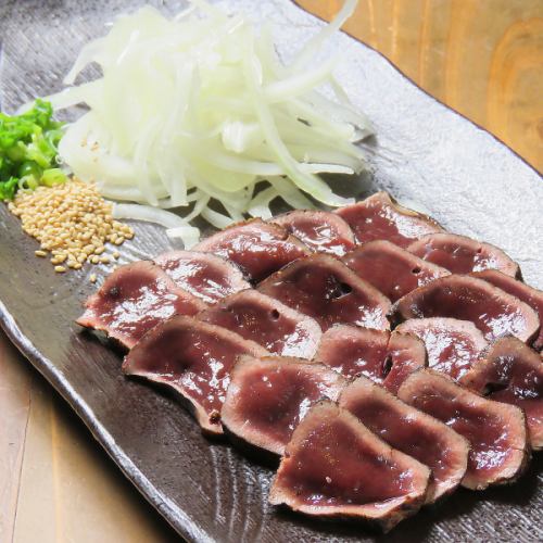 黒毛和牛 牛レバー炙り刺し