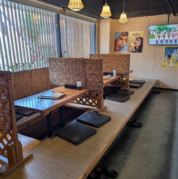 【各種宴会ご予約承り中！！】最大20名様前後までご利用いただける掘りごたつ席。各種宴会・模合・食事会など、団体様も大歓迎！貸切のご利用は35名様～ご相談いただけます。お席、プラン内容などお気軽にお問い合わせください。