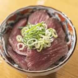 【注文率100%超え】牛たたき