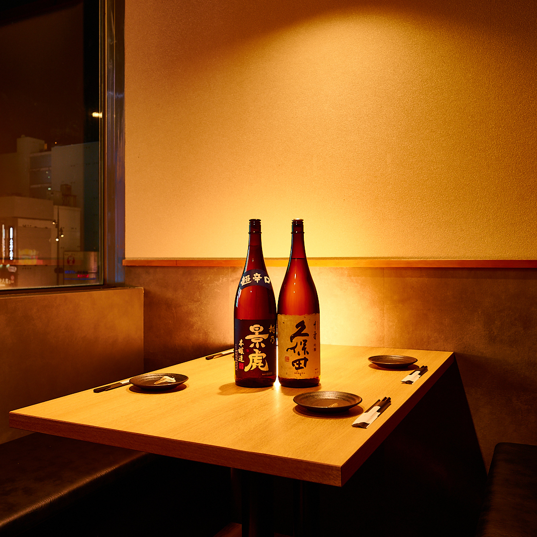 With all seats in private rooms, it's very popular with couples.