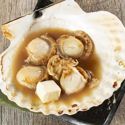 Scallops grilled in butter