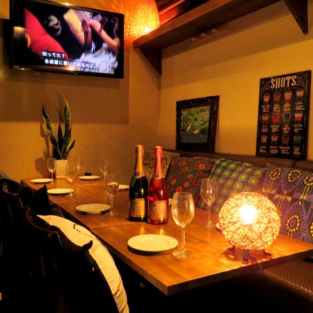 預訂新宿店時請使用優惠券♪電話告訴我們即可使用◎我們還有秘書必看的優惠券，每個人的優惠券和生日券★
