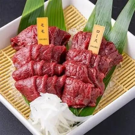 馬刺し