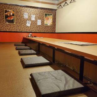 Tatami room banquet is OK for up to 16 people