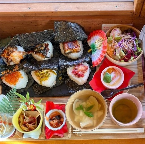 식사 메인이나 마시는 메인 등 요청에 따라 내용을 만들어드립니다 [코스 메뉴 각종]