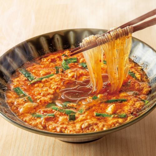 楽蔵の春雨辛麺