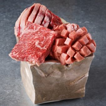 【SNSで人気!チョモランマ盛プラン】チョモランマ盛厚切り肉など希少部位含むコース+飲み放題