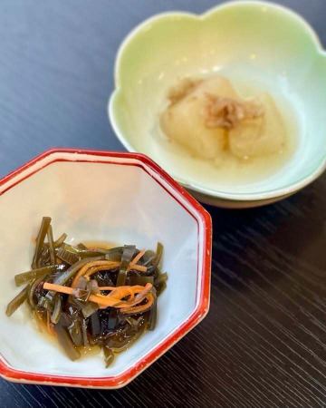 .
鰻を待つ一時を、