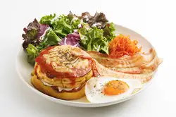 トマトクロックマダム Tomato Croque Madame