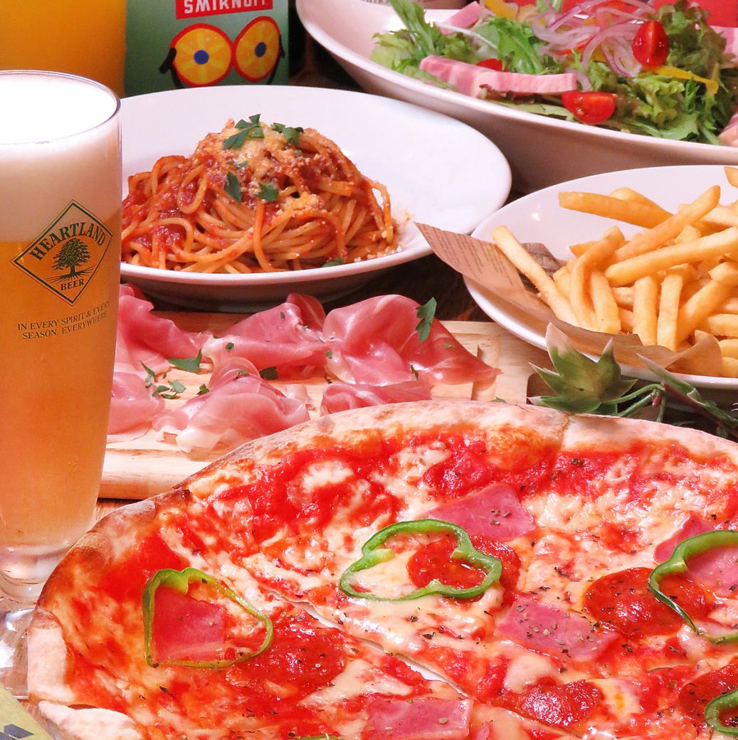 We offer a 2-hour [all-you-can-drink] course with homemade pizza and pasta!!