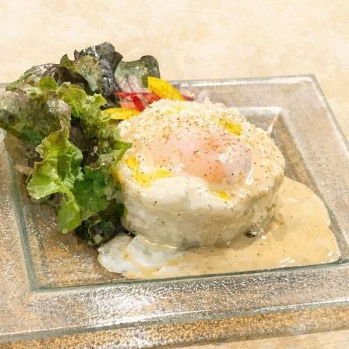 トリュフ香半熟卵のポテトサラダ