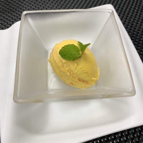 每月冰淇淋