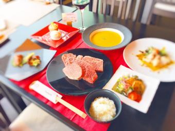 ランチ　B、TAKAMI飛騨牛【サーロインorヒレ】ステーキのコース