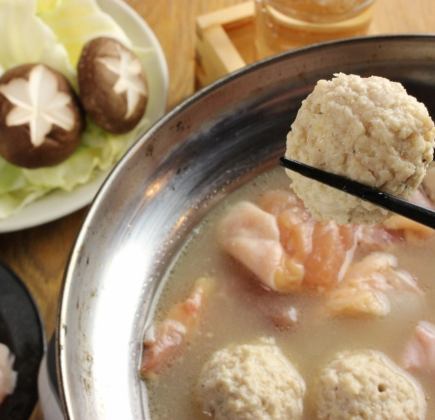 炙りもつ鍋or水炊きに〆の雑炊or麺が選べる!全6品2H飲み放題付き4950円(税込)コース♪