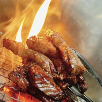 食事のみ【炭火焼肉新年会コース】黒毛和牛の大判カルビや熟成サガリを含む全11品4500円(税込)