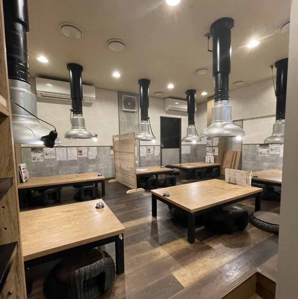 Be sure to use flowers at your year-end party or company banquet.There is an all-you-can-drink course available.