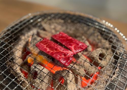 炭火で愉しむ極上の味わい