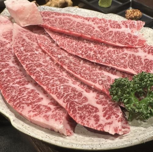 上質なハラミとタンを堪能