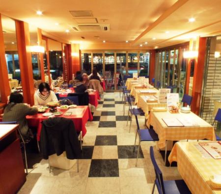 大人数の宴会も可能なテーブル席☆☆※写真は系列店です